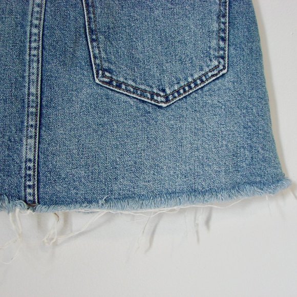 Free People We The Free Zip It Up Denim Jean Mini Skirt Raw Hem Festival Size 24 - Picture 12 of 14